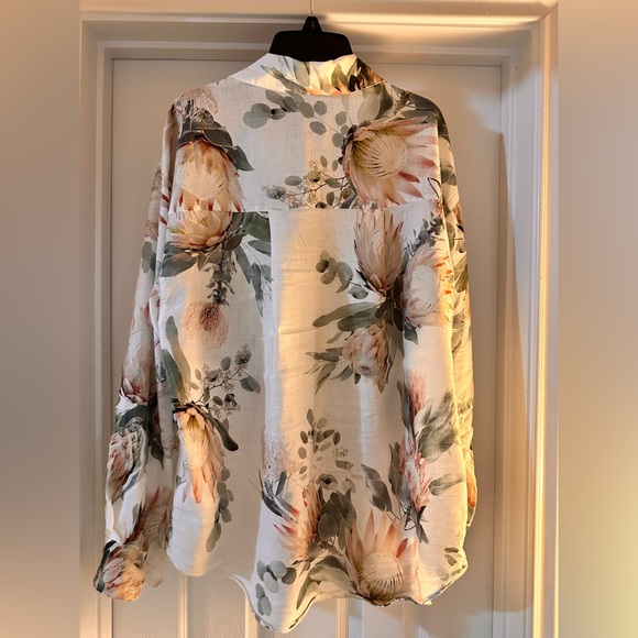 Express Linen-Blend Floral Boyfriend Portofino Shirt women - Picture 10 of 10